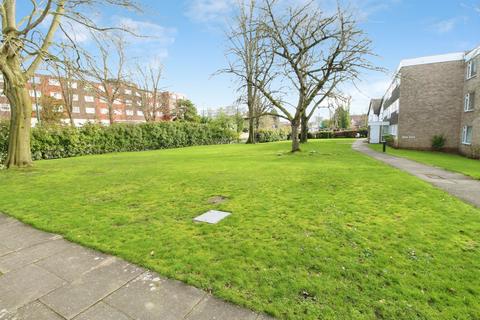 2 bedroom apartment for sale, Warwick Road, West Midlands B91