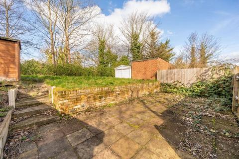 2 bedroom maisonette for sale, Brambles Close, Isleworth, TW7