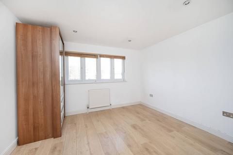 undefined, Hainton Close, Tower Hamlets, London, E1