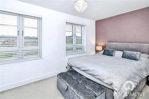 2 bedroom end of terrace house to rent, Candy Dene, Swanscombe DA10