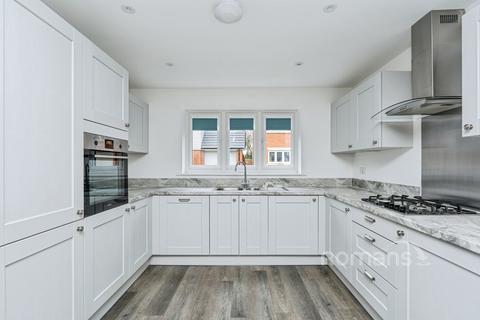 3 bedroom semi-detached house to rent, Lake Mews, Mytchett, Camberley, GU16