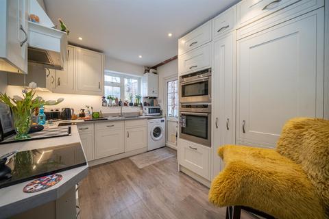 undefined, Vivian Gardens, Watford