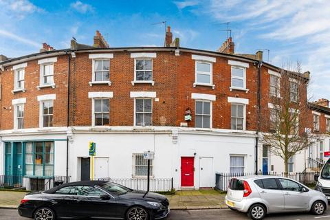 1 bedroom flat for sale, Beethoven Street, Queen's Park, London, W10