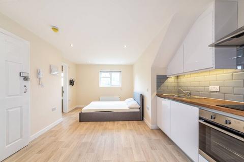 undefined, Oldfield Lane North, Greenford, UB6
