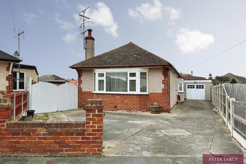 2 bedroom detached bungalow for sale, 4 Doren Avenue, Rhyl, Denbigshire, LL18 4LE