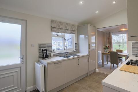 undefined, Elvington Lane, Elvington, York