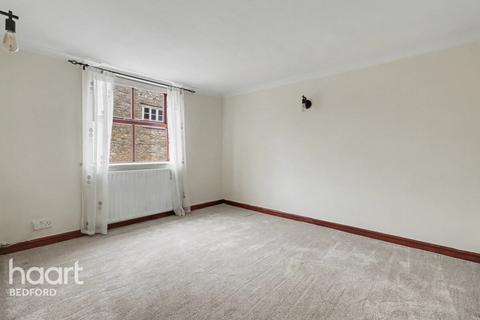undefined, Silver Street, BEDFORD