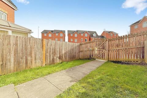 3 bedroom house for sale, Roxburgh Mews, Armley, Leeds