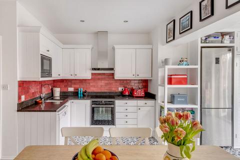 4 bedroom terraced house for sale, Beverley Road, New Malden KT3