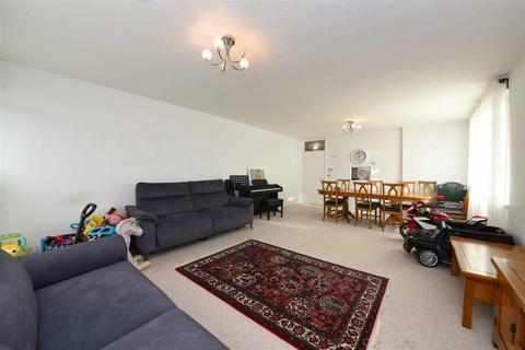 2 bedroom apartment for sale, Mayflower Lodge, Finchley, N3
