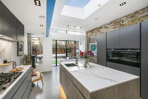 undefined, Windsor Road, Kingston Upon Thames KT2