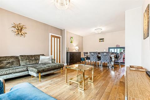 3 bedroom bungalow for sale, Winders Way, Aylestone, Leicester