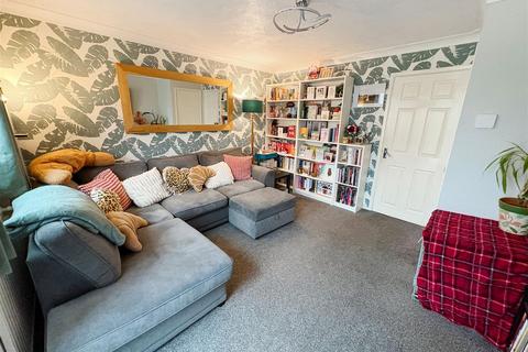 2 bedroom end of terrace house for sale, Guildford Road, Rustington Littlehampton BN16