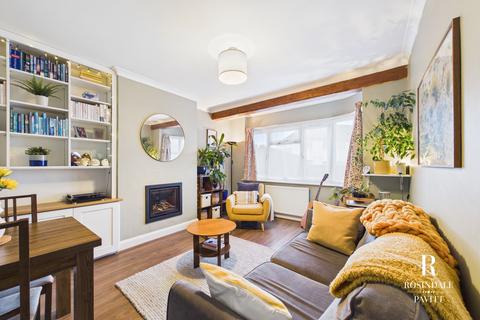 2 bedroom ground floor flat for sale, Spring Gardens, Wallington, SM6