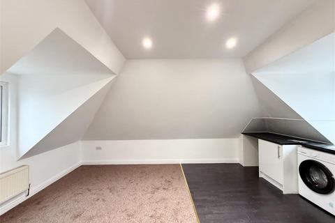 undefined, Northcote Avenue, Southall