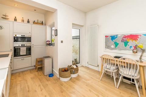 2 bedroom terraced house to rent, Bertram Street, Sale