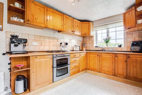 undefined, Henley Avenue, Dewsbury