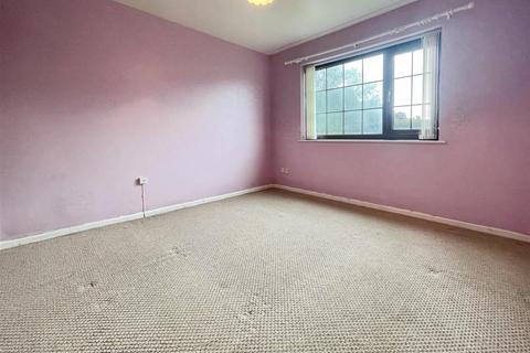 undefined, Tay Court, Bradford BD2