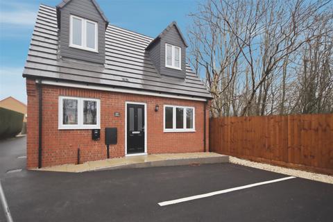 2 bedroom detached house for sale, Chesterfield Road, Holmewood