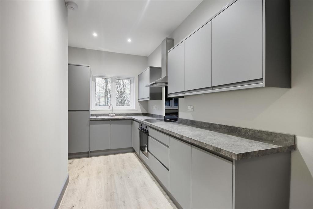 Kitchen 1 (1).jpg