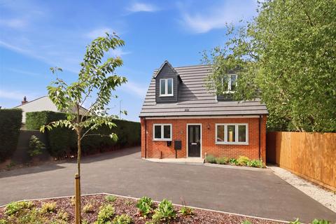 2 bedroom detached house for sale, Chesterfield Road, Holmewood