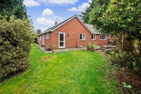 4 bedroom detached bungalow for sale, Delamere Park Way West, Cuddington