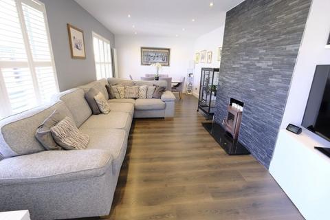 4 bedroom detached bungalow for sale, 8 Hautmont Estate, St. Helier JE2
