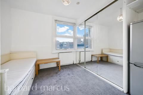 Studio to rent, Perham Road, Kensington