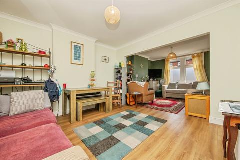 3 bedroom semi-detached house for sale, Melville Road, Ipswich