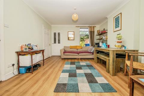 3 bedroom semi-detached house for sale, Melville Road, Ipswich