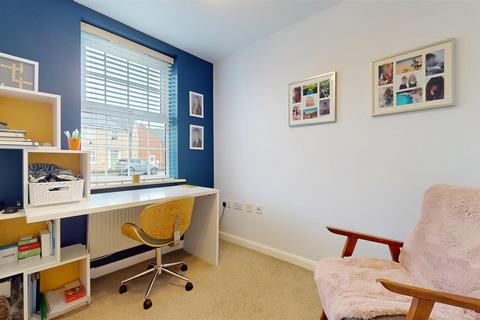 4 bedroom detached house for sale, Lamport Crescent, Milton Keynes MK10