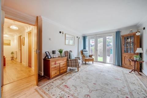 undefined, Bagshot,  Surrey,  GU19