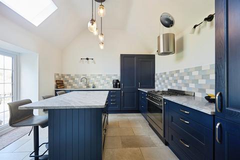 4 bedroom semi-detached house for sale, Alfred Street, Westbury