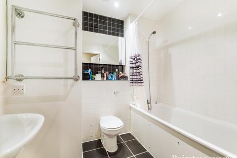 1 bedroom flat to rent, Longbridge Road, Barking, IG11