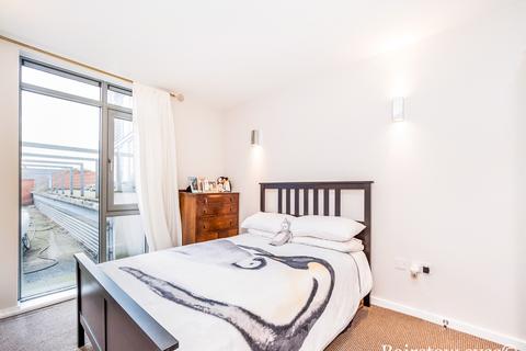 1 bedroom flat to rent, Longbridge Road, Barking, IG11