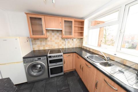 2 bedroom flat for sale, Grovewood Drive, Birmingham B38