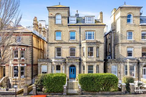 Second Avenue, Hove