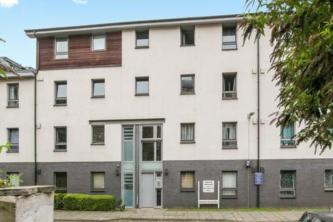 2 bedroom flat to rent, Albert Street, Leith, Edinburgh, EH7