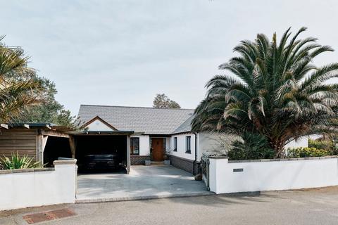 4 bedroom detached bungalow for sale, La Route Des Genets, Jersey JE3