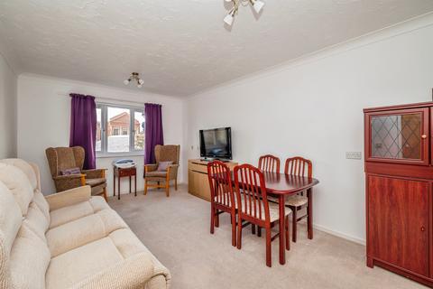 1 bedroom flat for sale, St Georges Court, Great Yarmouth