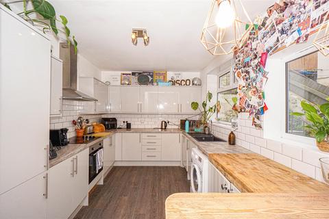 4 bedroom terraced house for sale, Hughenden Road, Hastings