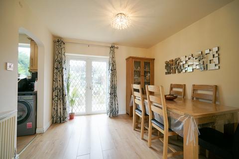3 bedroom semi-detached house for sale, Manor Road, Chesham