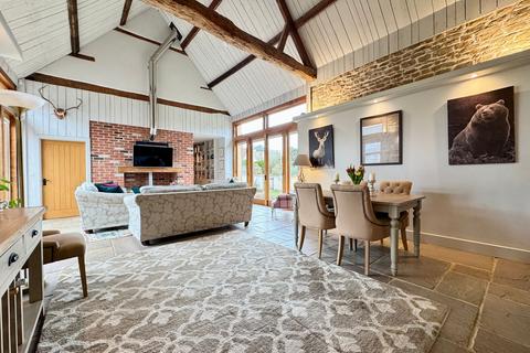 4 bedroom barn conversion for sale, St. James Way, West Hanney, OX12