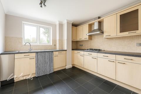 3 bedroom end of terrace house to rent, Olivers Mill New Ash Green DA3
