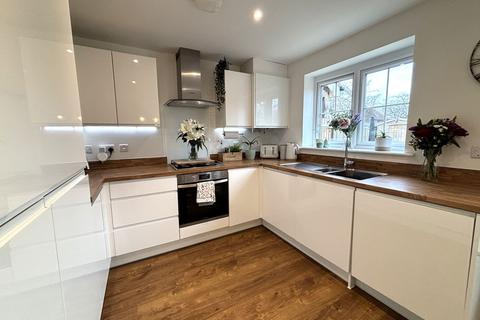 3 bedroom semi-detached house for sale, Staplehurst, Kent