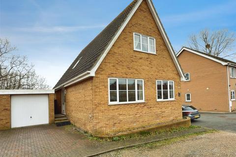 3 bedroom detached house for sale, Longbrook Close, Carlton Colville, Lowestoft, Suffolk, NR33