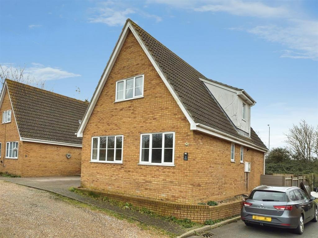 Longbrooke Close (8).jpg