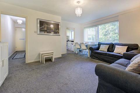 1 bedroom flat for sale, Avalon Close, Enfield EN2