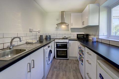 1 bedroom flat for sale, Avalon Close, Enfield EN2