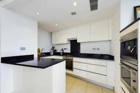 2 bedroom apartment for sale, 1 WIQ, 26 Hertsmere Road, Canary Wharf, London